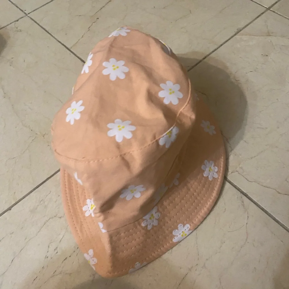 Bucket Hat Collection - Picture 5 of 7